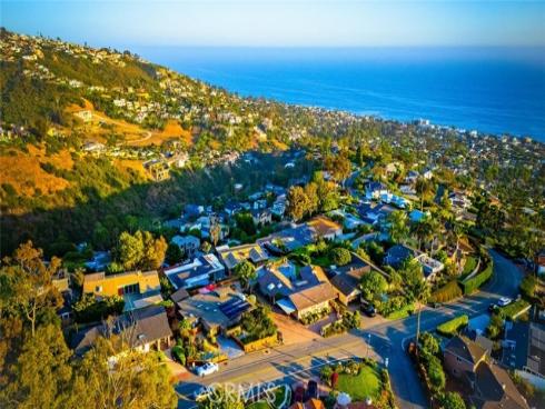 1687 Temple Hills Drive, Laguna Beach, CA