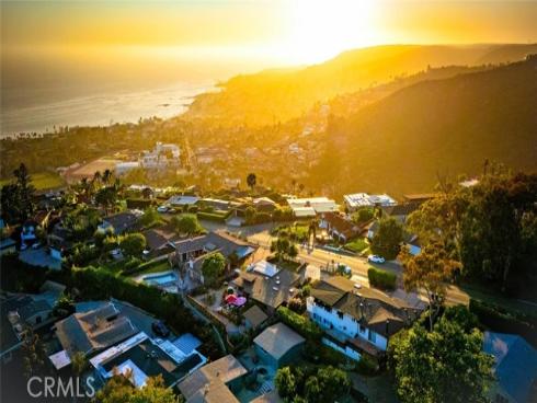 1687  Temple Hills   Drive, Laguna Beach, CA