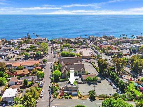 390 Saint Anns Drive, Laguna Beach, CA