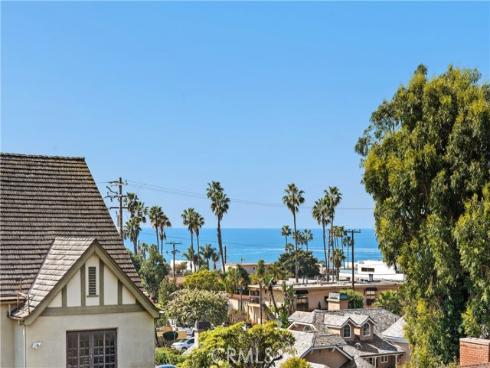 390 Saint Anns Drive, Laguna Beach, CA