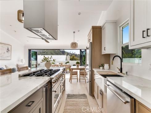 1480 Bluebird Canyon Drive, Laguna Beach, CA