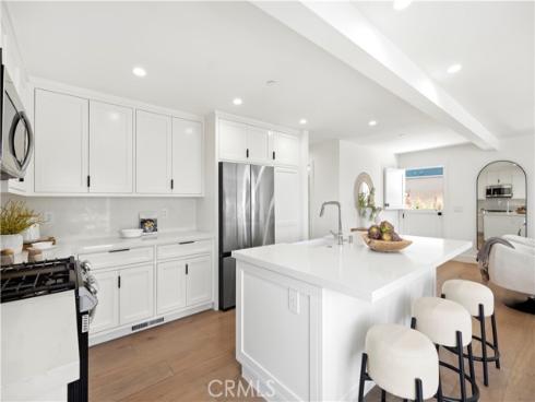 246  Fairview   Street, Laguna Beach, CA