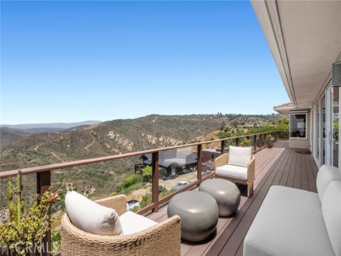 1324 Pitcairn Place , Laguna Beach, CA
