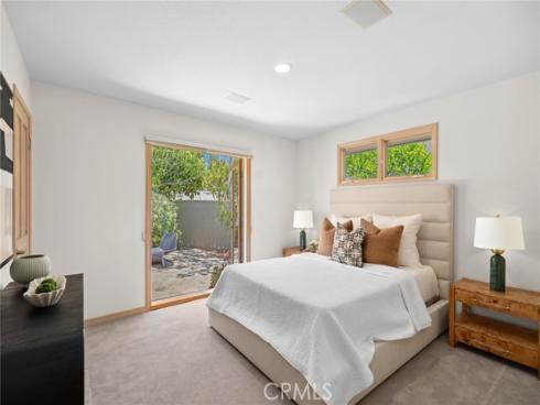 1324 Pitcairn Place , Laguna Beach, CA