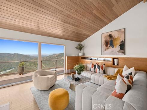 1324 Pitcairn Place , Laguna Beach, CA