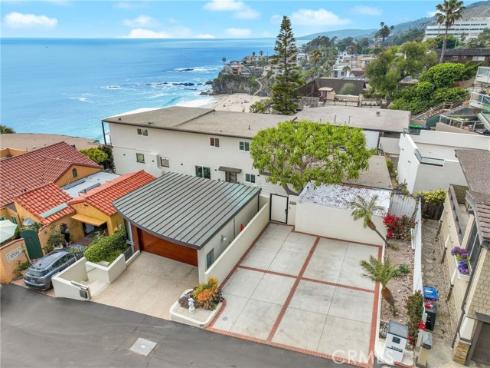 32015 Point Place , Laguna Beach, CA