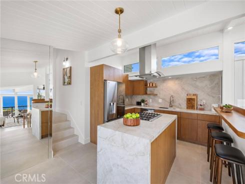 1094 Katella Street, Laguna Beach, CA