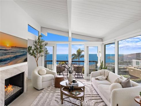 1094 Katella Street, Laguna Beach, CA