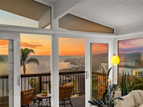 1094 Katella Street, Laguna Beach, CA