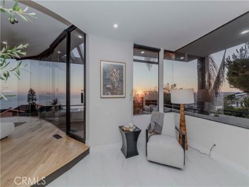 1195 La Mirada Street, Laguna Beach, CA