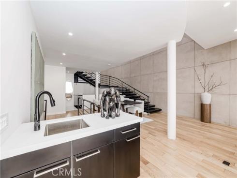 1195 La Mirada Street, Laguna Beach, CA