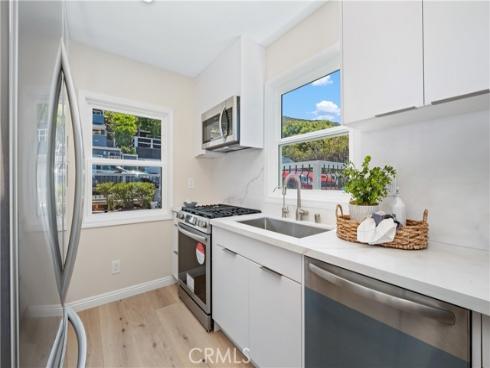 2961 Rounsevel , Laguna Beach, CA