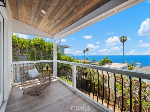 2961 Rounsevel , Laguna Beach, CA