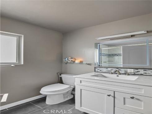 284 Chiquita Street, Laguna Beach, CA