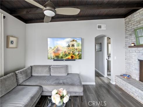 284 Chiquita Street, Laguna Beach, CA