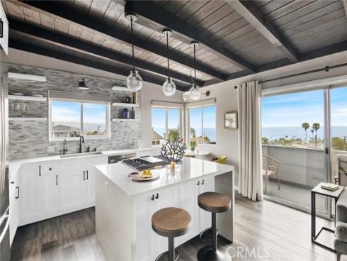 284 Chiquita Street, Laguna Beach, CA