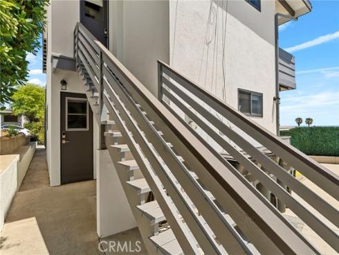 284 Chiquita Street, Laguna Beach, CA