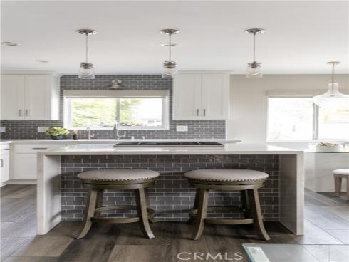 284 Chiquita Street, Laguna Beach, CA