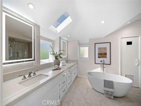 2125 Ocean Way, Laguna Beach, CA