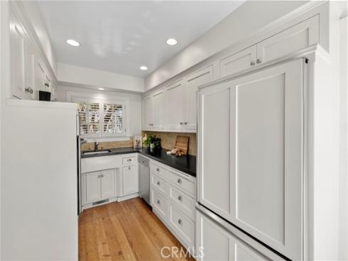 169 Mcknight Drive , Laguna Beach, CA