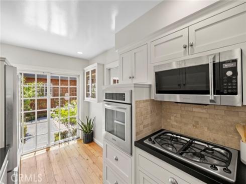 169 Mcknight Drive , Laguna Beach, CA