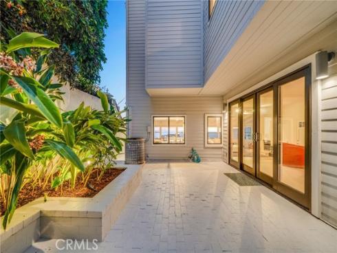 2664 Victoria Drive, Laguna Beach, CA