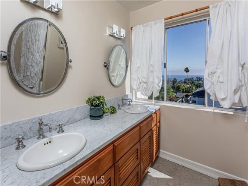 1349 Cerritos Drive, Laguna Beach, CA