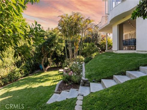 1349 Cerritos Drive, Laguna Beach, CA