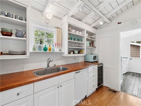 513 Oak Street , Laguna Beach, CA