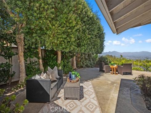 3180 Mountain View Drive, Laguna Beach, CA