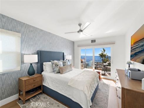 240  Moss  4  Street, Laguna Beach, CA