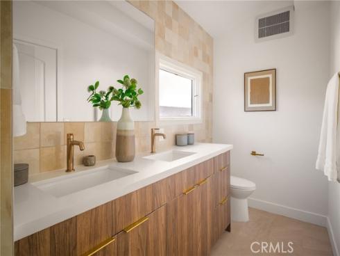 1784 Del Mar Avenue, Laguna Beach, CA