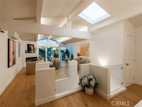 1784 Del Mar Avenue, Laguna Beach, CA