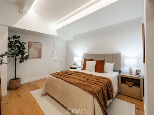 1784 Del Mar Avenue, Laguna Beach, CA