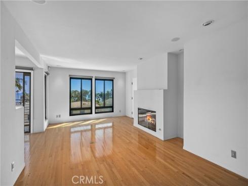 428 Cypress Drive , Laguna Beach, CA