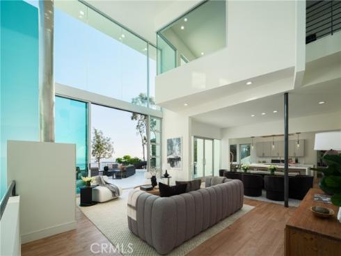 468 Ashton Drive, Laguna Beach, CA