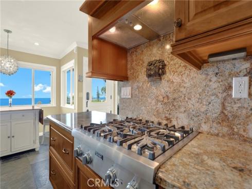 21692 Ocean Vista D Drive, Laguna Beach, CA