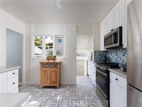 425 Monterey Drive, Laguna Beach, CA