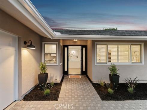 1056  Madison   Place, Laguna Beach, CA