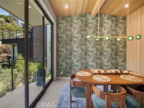 702  Diamond  , Laguna Beach, CA