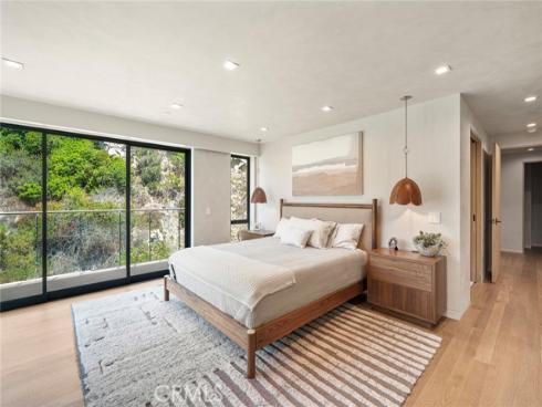 702  Diamond  , Laguna Beach, CA