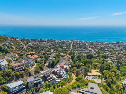 702  Diamond  , Laguna Beach, CA