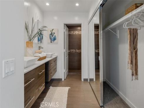 933 Meadowlark Drive, Laguna Beach, CA