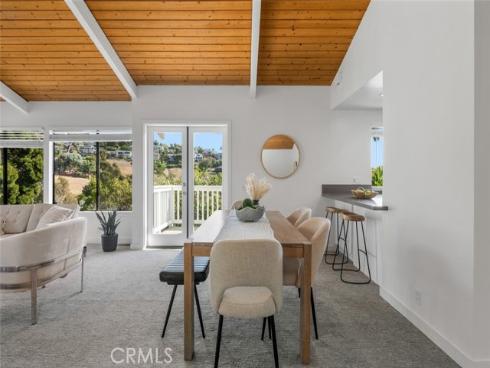 933 Meadowlark Drive, Laguna Beach, CA