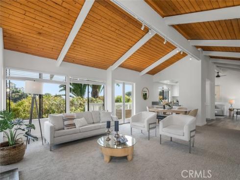 933 Meadowlark Drive, Laguna Beach, CA