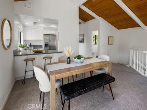 933 Meadowlark Drive, Laguna Beach, CA