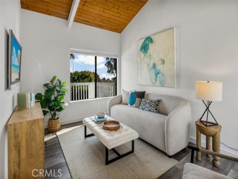 933 Meadowlark Drive, Laguna Beach, CA