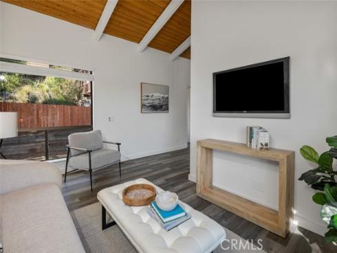 933 Meadowlark Drive, Laguna Beach, CA