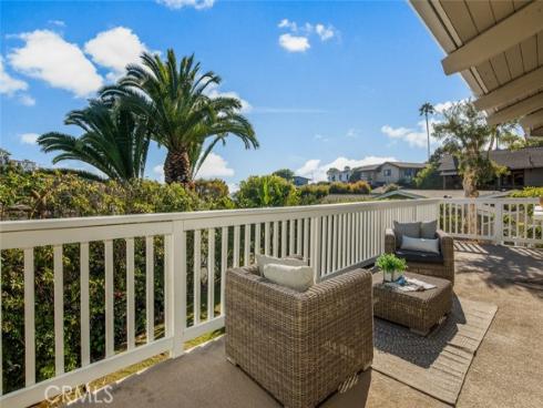 933 Meadowlark Drive, Laguna Beach, CA