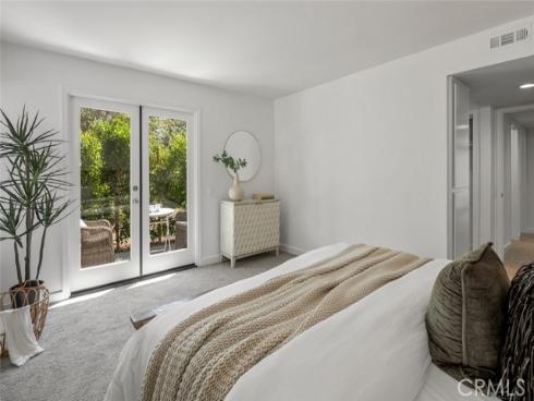 933 Meadowlark Drive, Laguna Beach, CA